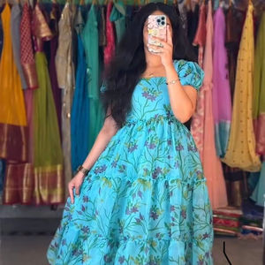 ชุดเดรสชิ้นเดียวพิมพ์ลายดอกไม้ชุดเดรสสำหรับงานแต่งงานและงานปาร์ตี้ผ้าไหมยาวสไตล์ดั้งเดิม - Product Image 1