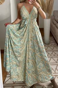 ชุดเดรสวันหยุดพักผ่อนเซ็กซี่ของผู้หญิง2024สองชั้นลูกไม้แขนกุดกลวงยาวถึงพื้น - Product Image 4