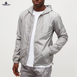 Vente en gros de coupe-vent de pluie de haute qualité veste coupe-vent sport OEM légère et imperméable à capuche pour hommes - Product Image 1