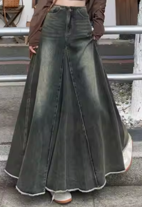 Faldas largas de mezclilla un armario Looks esenciales con faldas largas de mezclilla clásicas Boho Meets Casual Faldas largas Inspiración - Product Image 6