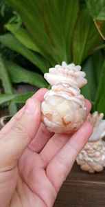 สับปะรดแกะสลักด้วยมือจากหินออนิกซ์ธรรมชาติ ของตกแต่งบ้านที่มีเอกลักษณ์ ของขวัญอัญมณีบำบัด - Product Image 4