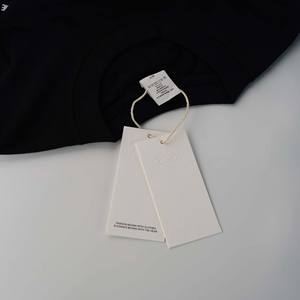 Etiquetas de Plástico Personalizadas de Lujo con Logotipo Estampado en Oro, Listas para Usar, Etiquetas Colgantes, Etiquetas de Nombre, Etiquetas de Marca, Etiquetas Personalizadas con Logotipo - Product Image 1