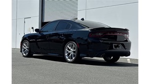 2020 Do-dge <b>Charger</b> GT RWD Neatly Used - Product Image 5