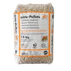 Granulés de bois de qualité supérieure, granulés de bois de qualité à vendre. Granulés de bois de pin et de hêtre en sacs de 15 kg - Product Image 2