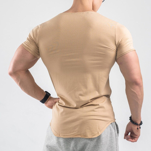 เสื้อยืดผ้าคอตตอนสำหรับผู้ชายแห้งเร็วระบายอากาศได้ดีชุดออกกำลังกายเล่นกีฬา100% ปรับแต่งได้ - Product Image 2