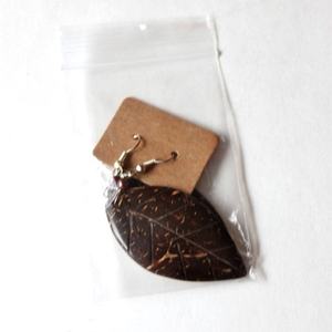 Pendientes de aro de coco ecológicos hechos a mano para mujer, aretes de concha de coco coreanos para mujer, regalo de fiesta de cumpleaños, diseños de joyería - Product Image 2