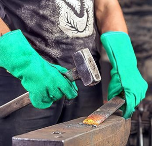 Guantes de soldadura de cuero de vaca Guantes DE TRABAJO DE SEGURIDAD resistentes al calor y al fuego para uso industrial y de construcción - Product Image 5