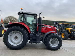 Tracteur agricole Massey Ferguson 7620 DYNA 6, tracteur haute performance 4x4, utilisation agricole, tracteurs disponibles pour l'exportation mondiale - Product Image 3