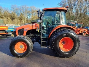 รถแทรกเตอร์4WD M7040 Kubota พร้อม CAB 645ชั่วโมง4x4 70 HP dual ไฮดรอลิกด้านหลังรีโมตมอเตอร์ปั๊มเครื่องยนต์-มีวางจำหน่ายแล้ว! - Product Image 3