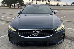 Voiture d'occasion fiable Volvo V60 T5 R-Design 2020 - Product Image 6