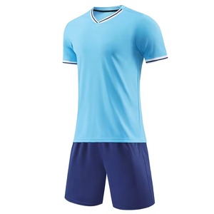 Logo personnalisé uniformes de football pour les vêtements de sport professionnel fait bas prix uniforme de football pour hommes - Product Image 2