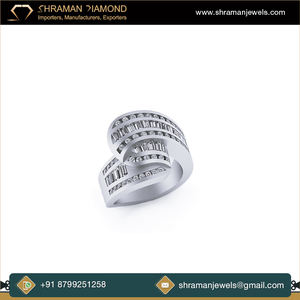 Designer à la mode personnalisé 10K or massif Baguette Moissanite bague en diamant pour les mariages fiançailles fêtes mode Unique entièrement glacé - Product Image 4