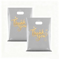 Sacs cadeaux en plastique personnalisés avec poignée et impression de logo en gravure pour utilisation en supermarché OEM ODM