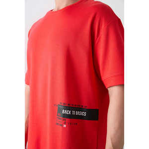Tommylife เสื้อยืดคอกลมสำหรับผู้ชายพิมพ์ลายขนาดใหญ่88322 Fiesta-Fiesta - Product Image 4