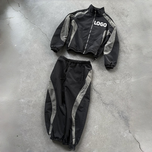 Conjunto Deportivo Cortavientos de Poliéster 100% Más Vendido, con Logotipo Personalizado Impreso, Conjunto Deportivo de 2 Piezas con Cremallera de Secado Rápido para Hombre - Product Image 2