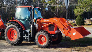Tracteur M6-141 Kubota 2024 assez usagé - Product Image 5