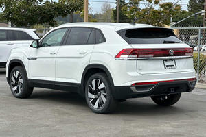 รถยนต์ Volkswagen Atlas Cross Sport 2.0T SE ปี 2024 สภาพดี ใช้งานน้อย - Product Image 3