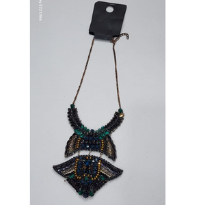 Collar de Resina Moderno para Mujer, Diseño Chic y Minimalista, Collar de Resina Disponible para Mujer - Product Image 1