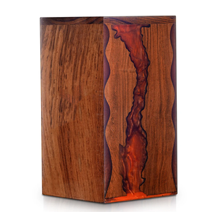 โกศเส้นด้ายทำด้วยมือที่ไม่เหมือนใครเพื่อเป็นที่ระลึกถึงการออกแบบคลื่นทะเลทำจากไม้ | สำหรับขี้เถ้าหรือของตกแต่งแสดงโดย ayaans - Product Image 3