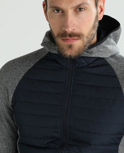Chaqueta cortavientos Softshell para hombre al por mayor personalizada con capucha cálida deportes casual transpirable esquí senderismo chaqueta Softshell para hombre - Product Image 6