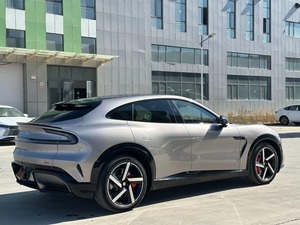 Tout nouveau 2025 Xiaomi YU7 pour les ventes en différentes couleurs - Product Image 3