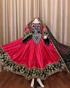 Prêt à porter fait à la main lourd brodé Vintage Afghani robe de mariée femmes en gros nouvel arrivage de mariage - Product Image 3