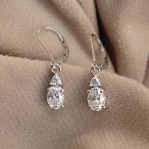 Pendientes minimalistas de estilo vintage con palanca trasera de Plata de Ley 925 de moissanita de corte ovalado y trillón, pendientes de piedra blanca - Product Image 4
