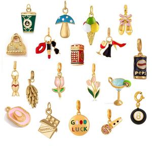 Galería Sweet & Chic | Colgantes con Dije <span class=keywords><strong>de</strong></span> Acero Inoxidable Chapado en PVD <span class=keywords><strong>de</strong></span> 18K para Creación <span class=keywords><strong>de</strong></span> Joyería DIY | Duraderos, Impermeables e Hipoalergénicos - Product Image 1