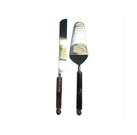 Ensemble de couteaux de service et de découpe de gâteaux pour fêtes, design moderne, en acier inoxydable poli miroir, jetables, durables et compatibles lave-vaisselle