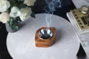 Quemador de incienso Madkhan de madera de la mejor calidad, quemador de aromaterapia tradicional para relajación y uso espiritual a la venta - Product Image 3