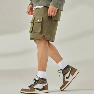 Pantalones cortos cargo multibolsillo de forro polar de algodón pesado personalizados para hombre al por mayor - Product Image 3