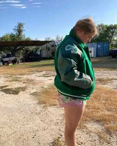 Vente en gros OEM personnalisé hiver Vintage école collège femmes vestes manteau laine Letterman grande taille surdimensionné veste universitaire - Product Image 2