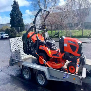 Cortadora de Césped Autopropulsada Kubota G261-HD-54 de 42 Pulgadas de Alta Productividad con Recolector de Césped, Características Principales: Bomba, Motor, Cojinete del Motor - Product Image 2