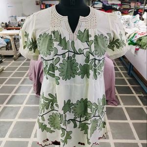 เดรสแขนพองโบฮีเมียนปักลายดอกไม้สวยงามคอปกทำงาน - Product Image 1