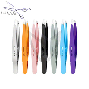 Pince à sourcils professionnelle à tête inclinée pour femmes Pince à épiler à pointe oblique en acier inoxydable - Product Image 1