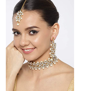 Collar de cadena de eslabones moderno con diseño floral y números, de aleación de zinc y latón, con perlas de diamante, ideal para bodas cristianas. - Product Image 3