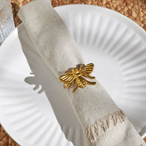 Rond de serviette abeille en or fait à la main en métal support de décoration de table pour la décoration de fête de mariage style vintage utilisation de vaisselle de luxe - Product Image 2