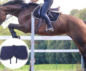 Tapis de selle de cheval de service OEM personnalisé couleur unie tapis de selle de cheval de haute qualité ensemble de tapis de selle équestre - Product Image 3