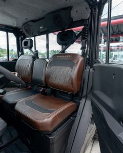 รถอเนกประสงค์ Polaris Ranger 4x4 UTV ลายพราง พร้อมห้องโดยสารแบบปิด และกระบะท้าย  ยี่ห้อ CFMOTO  ระบบขับเคลื่อนไฟฟ้า 4WD - Product Image 6
