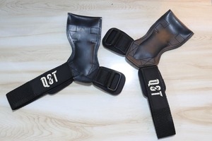 ที่จับมือหนัง QST สำหรับครอสฟิต ออกกำลังกายแบบดึงข้อ ป้องกันฝ่ามือ ใช้ในยิม ฟิตเนส เดดลิฟต์ ยิมนาสติก แบบสั่งทำพิเศษ - Product Image 3