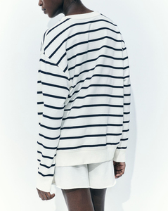 เสื้อฮู้ดผู้หญิงแบบใหม่ น้ำหนัก 320 กรัม ผ้าฟลีซคอตตอน 100%  ปักโลโก้ด้านหน้าได้ตามต้องการ สำหรับผู้หญิง - Product Image 3