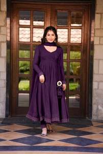 El último vestido de diseñador Heavy Faux Georgette Anarkali de Fab Zone - Product Image 3