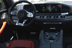 2023 Mercedes-Benz Clase G GLE63 S AMG EXTREMADAMENTE LIMPIO OPCIÓN COMPLETA DIRECCIÓN IZQUIERDA ASIENTOS DE CUERO CÁMARA TRASERA LISTO para ENVÍO - Product Image 4
