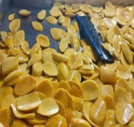 Mangue séchée Tranches de fruits tropicaux vietnamiens tendres et sucrés pour le goûter, les desserts, la confiserie et la pâtisserie - Product Image 6