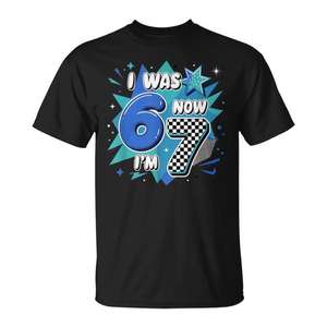 T-Shirt a Quadretti Blu 'Ho 6 Anni, Ora Ho 7' per Bambini di 6 e 7 Anni, Abbigliamento Promozionale - Product Image 1