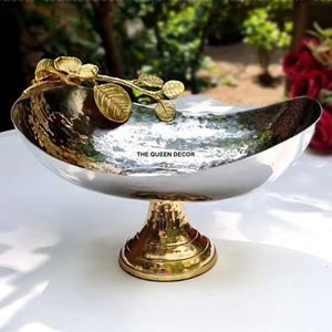 Tazón Decorativo Creativo Hecho a Mano de Aluminio con Borde Metálico, Acabado Dorado Antiguo, Chapado en Oro, Elegante y Artesanal - Product Image 6