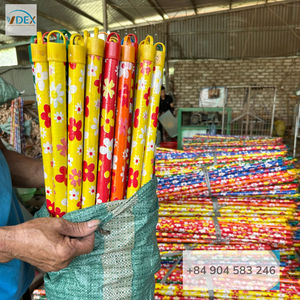 Bâton de balai en bois enduit de PVC pour des outils de nettoyage de maison - Product Image 3