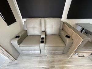 Nuevo Keystone C-o-l-e-m-a-n L-e-g-a-c-y 2600RB 2026 - Product Image 3