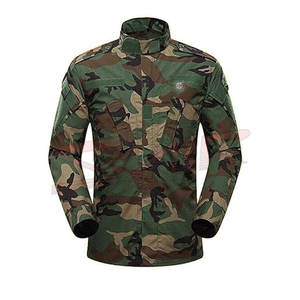 Impermeable al aire libre senderismo caza y paintball uniforme táctico chaqueta cómodo camuflaje diseño de talla grande - Product Image 4
