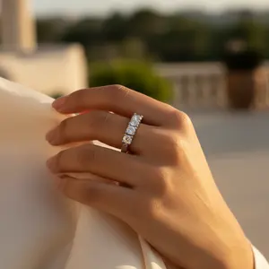 Anillo de Compromiso de Plata 925 para Mujer, Elegante Joyería con Detalles de Diamantes - Product Image 2